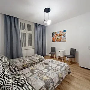 apartamenty-paderewskiego.krakowhotelspoland.com/